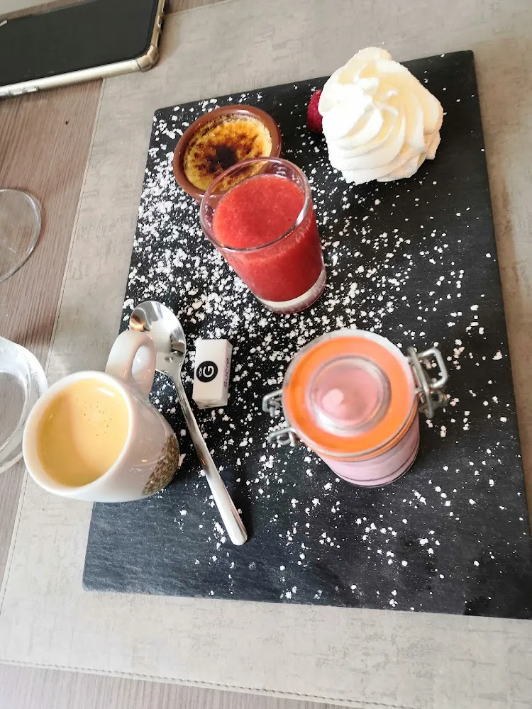 Café Gourmand
